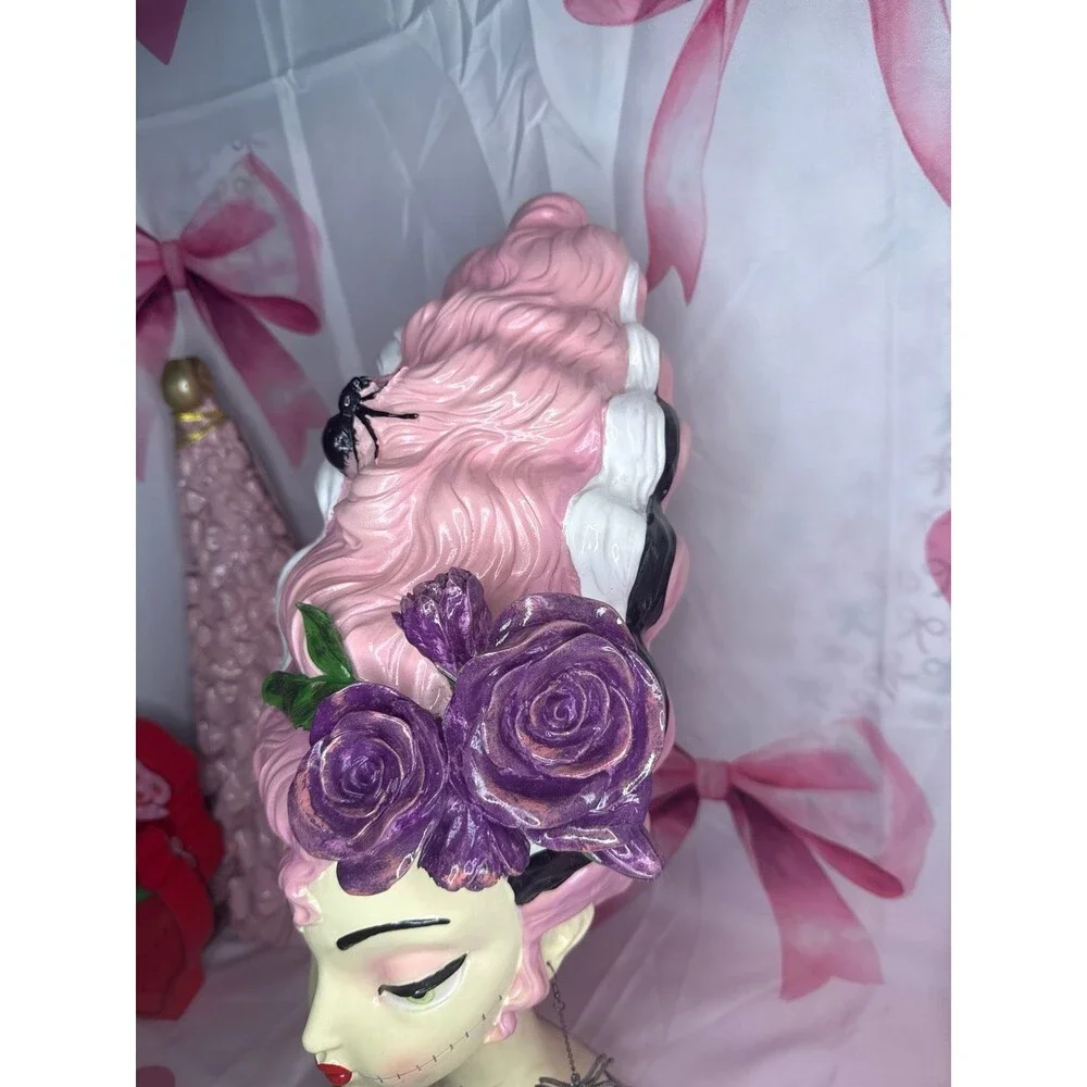 Viral 18” Bella Lux Retro Pink Frankenstein Bride Statue Bust